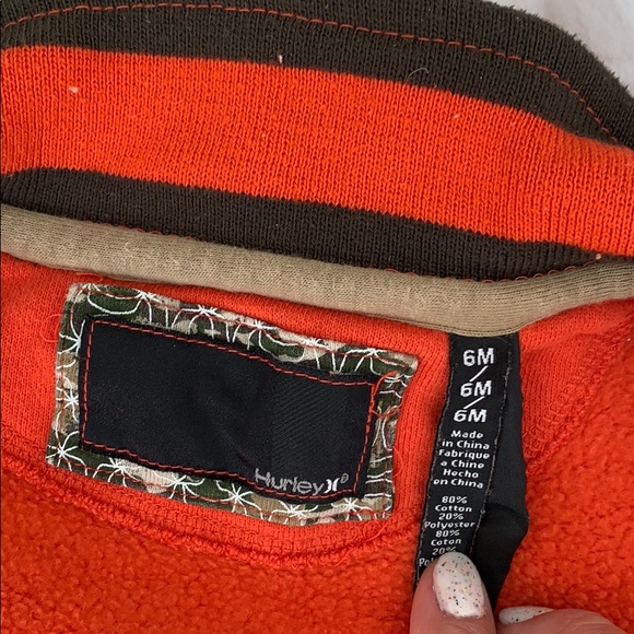 Hurley - Picture 4 of 5